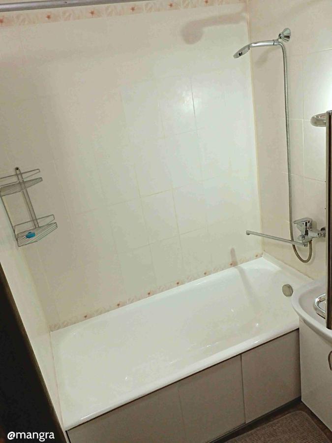 Kozzy Apartment In Kiev City Center Lu7 Luaran gambar