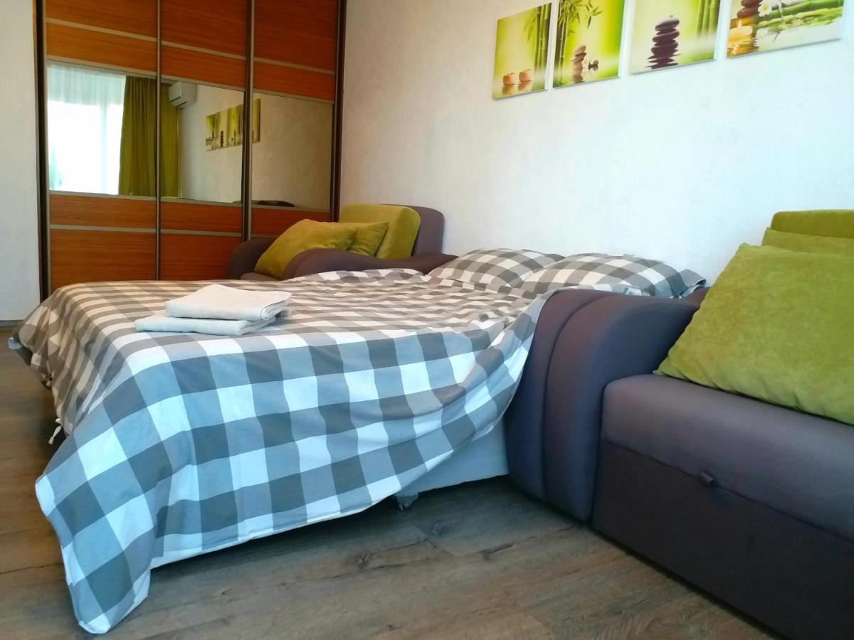 Kozzy Apartment In Kiev City Center Lu7 Luaran gambar